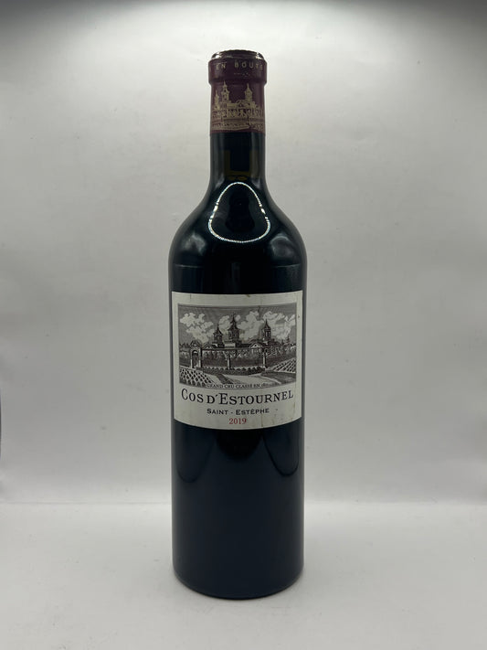 Cos d’Estournel 2019 – 99 punti James Suckling –
