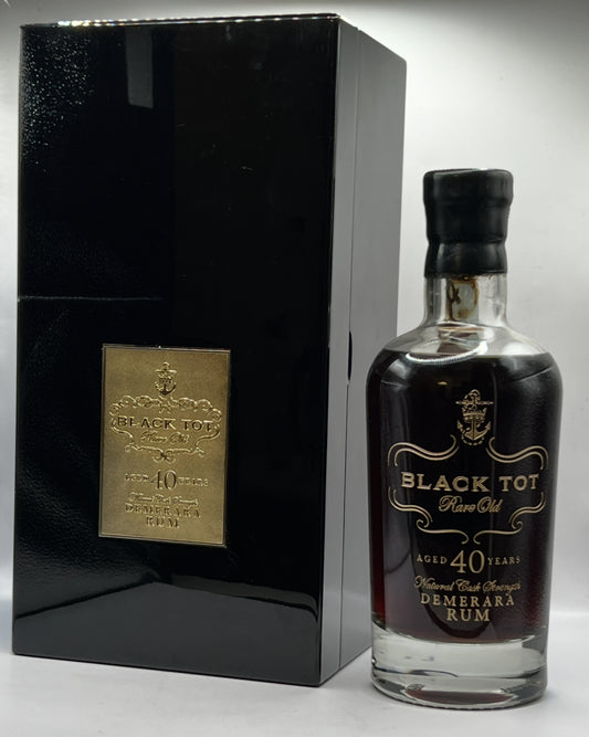 Rum Demerara - Black tot 40 years old